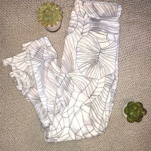 Zella SIZE S Printed Yoga leggings